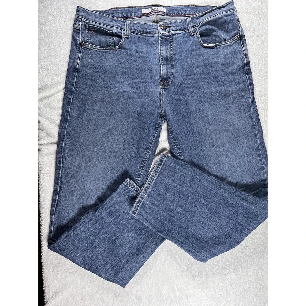 Tommy Hilfiger Denim Jeans Mens 38 Light Wash Straight Fit Stretch Classic Y2K